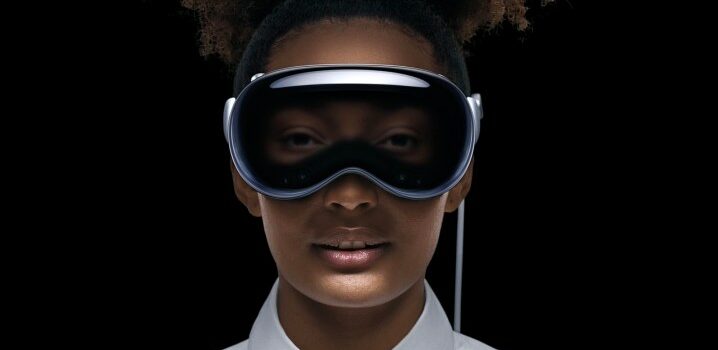 Apple sẽ xuất xưởng hàng loạt Vision Pro vào tháng 1