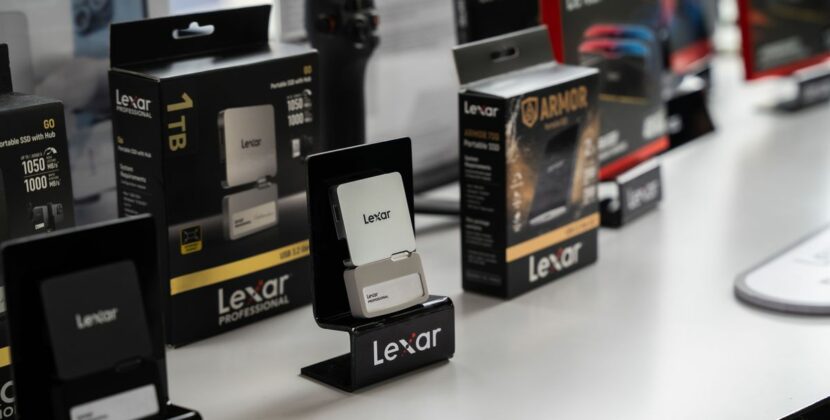 Lexar giới thiệu Lexar Go Portable SSD with Hub và RAM ARES RGB Gen 2 DDR5