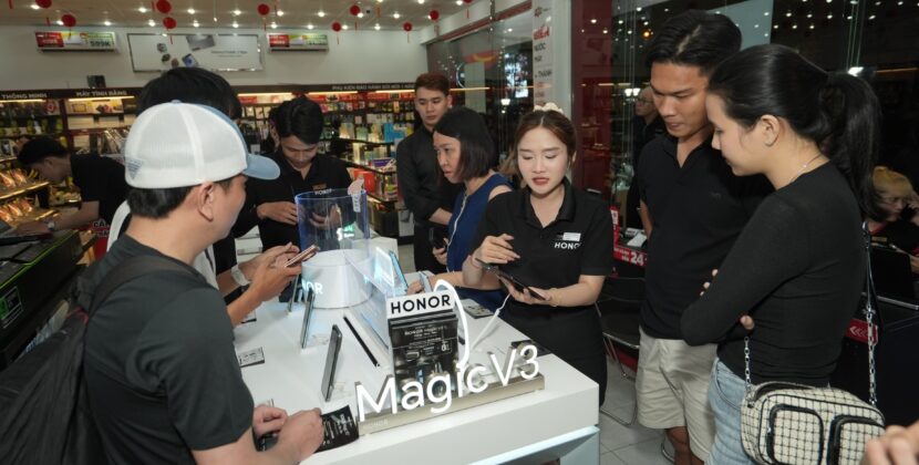 FPT Shop bán độc quyền HONOR Magic V3, có ưu đãi
