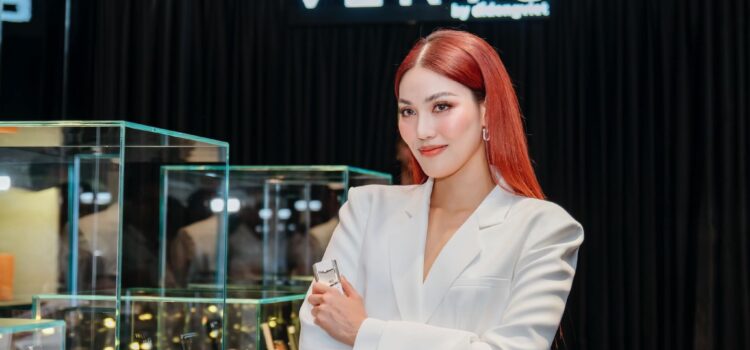 Siêu mẫu Lan Khuê trở thành đại sứ thương hiệu Vertu Việt Nam