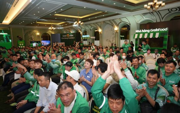 Grab 'cảm ơn bác tài' trên toàn quốc