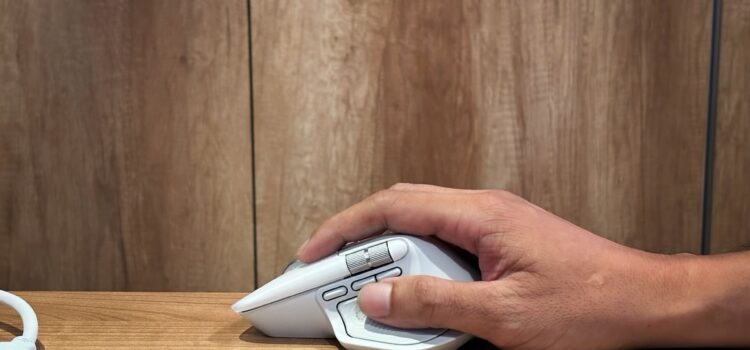 Logitech giới thiệu chuột máy tính cao cấp MX Master 4