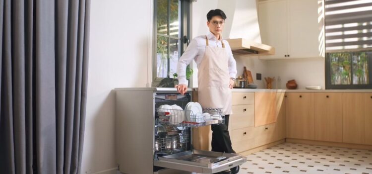 Huy Trần chia sẻ cách sử dụng sản phẩm Bosch trong việc nhà