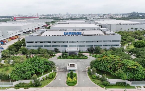 Ba thập kỷ đổi mới của samsung từ màn hình CRT đến kỷ nguyên AI TV