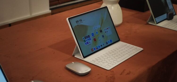 Huawei MatePad 12 X chính thức bán tại Việt Nam: máy tính bảng mỏng nhẹ, tập trung cho làm việc và sáng tạo