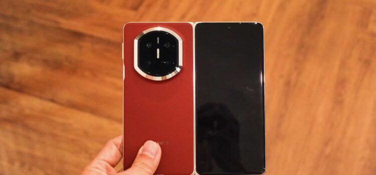 5 điểm khác biệt trên Huawei Mate X7, chiếc smartphone đánh dấu bước trở lại của Huawei tại Việt Nam