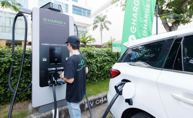 Grab ra mắt tính năng “Tiện Ích Xe Điện”: gom toàn bộ việc sạc xe vào một ứng dụng