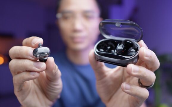 Review JBL Soundgear Clips: thiết kế “trong suốt” ấn tượng, trải nghiệm ổn