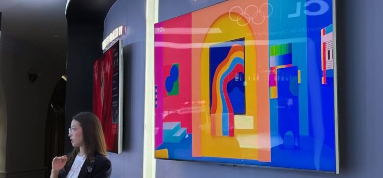 TCL giới thiệu thế hệ TV SQD-Mini LED và mở rộng hệ sinh thái thiết bị thông minh tại Việt Nam