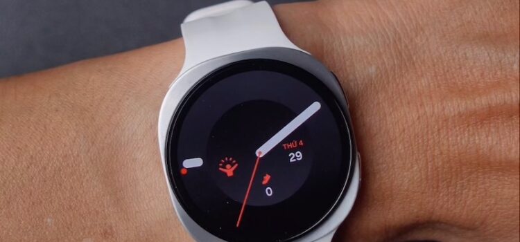 Mở hộp Galaxy Watch9: Màu trắng quá đẹp