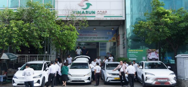 200 tài xế Vinasun được đào tạo kỹ năng vận hành xe điện cùng BYD NEG