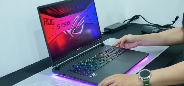 ASUS ROG Strix SCAR 18 2026: Laptop gaming 4K 240Hz, RTX 5090, công suất 320W