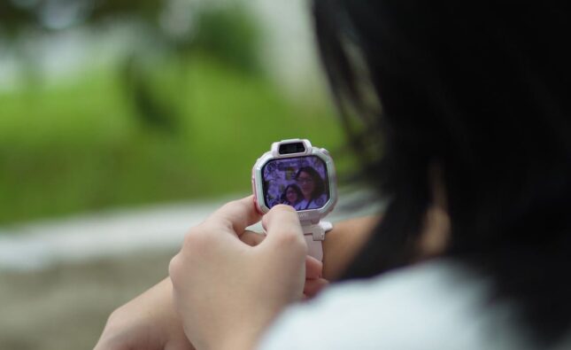 Huawei Watch Kids X1: Chiếc đồng hồ trẻ em nhiều tính năng đến bất ngờ