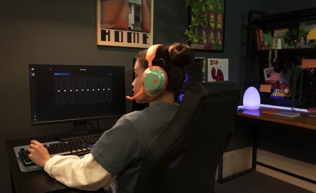 JBL QuantumENGINE thế hệ mới: Tùy chỉnh âm thanh, khử ồn AI cho game thủ