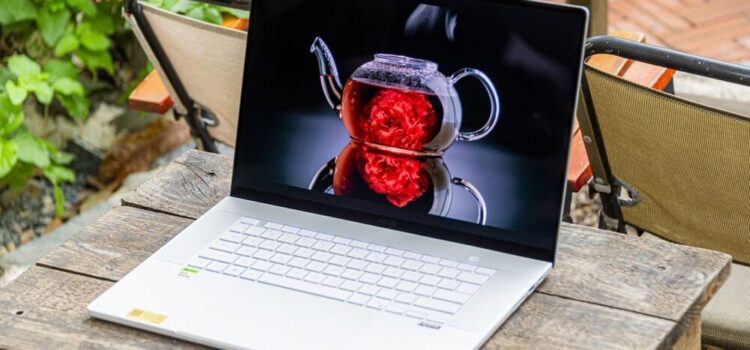 ASUS mở bán ProArt P16 giá gần 195 triệu đồng, hướng đến xử lý AI ngay trên laptop